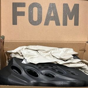 Yeezy Kids Sneakers in Black